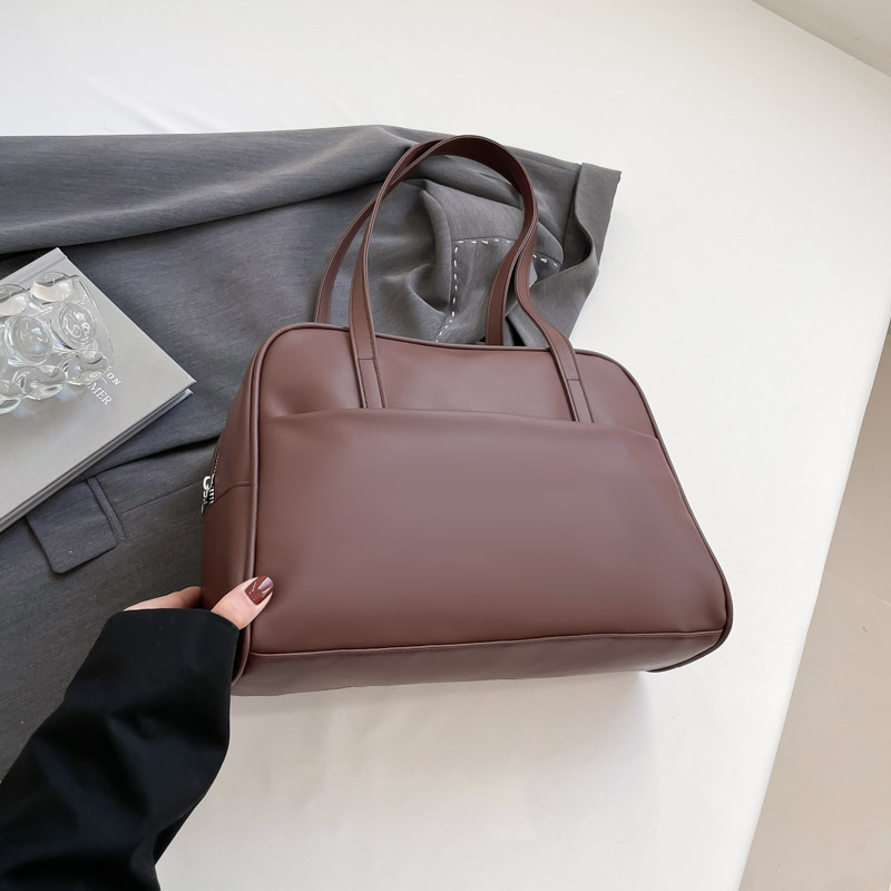 Versión coreana del bolso de hombro de gran capacidad para damas primavera 2025 nuevo bolso retro para axilas bolso tote de gran capacidad de todo fósforo