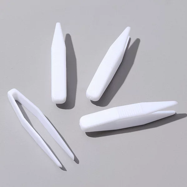Plastic tweezers Y fork lace double eyelid clip with hard non-slip new material tight clip white mask clip