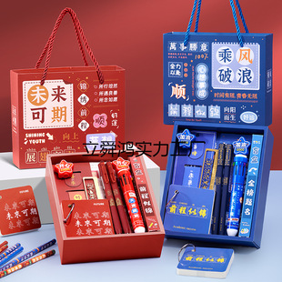 �ľ߶Y�����bС�W���_�W��Y��һ�꼉�YƷä�ЌW����Ʒ�׃��@С�Y