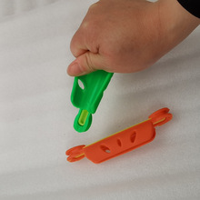 ���U�����������@�����վ��������Sܛ���z������������~����O��