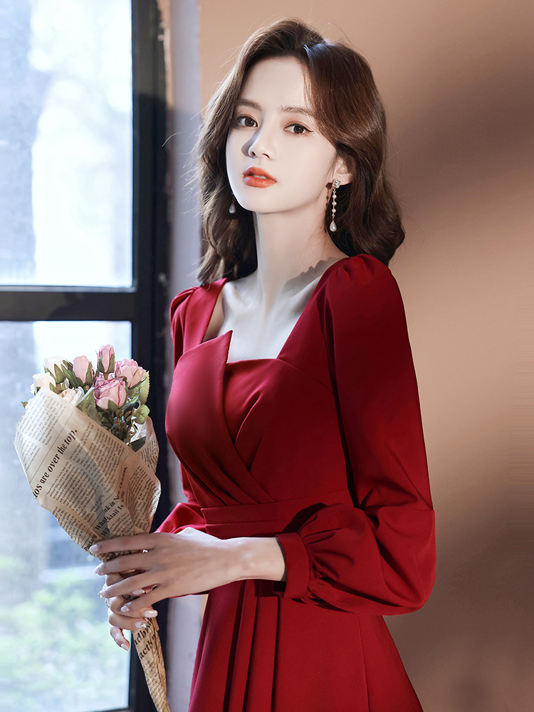 Vestido de novia para brindis 2026, nuevo vestido rojo de manga larga de verano, largo medio, para compromiso, regreso a casa, boda, o noche de gala.