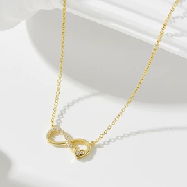 项链;戒指;耳钉