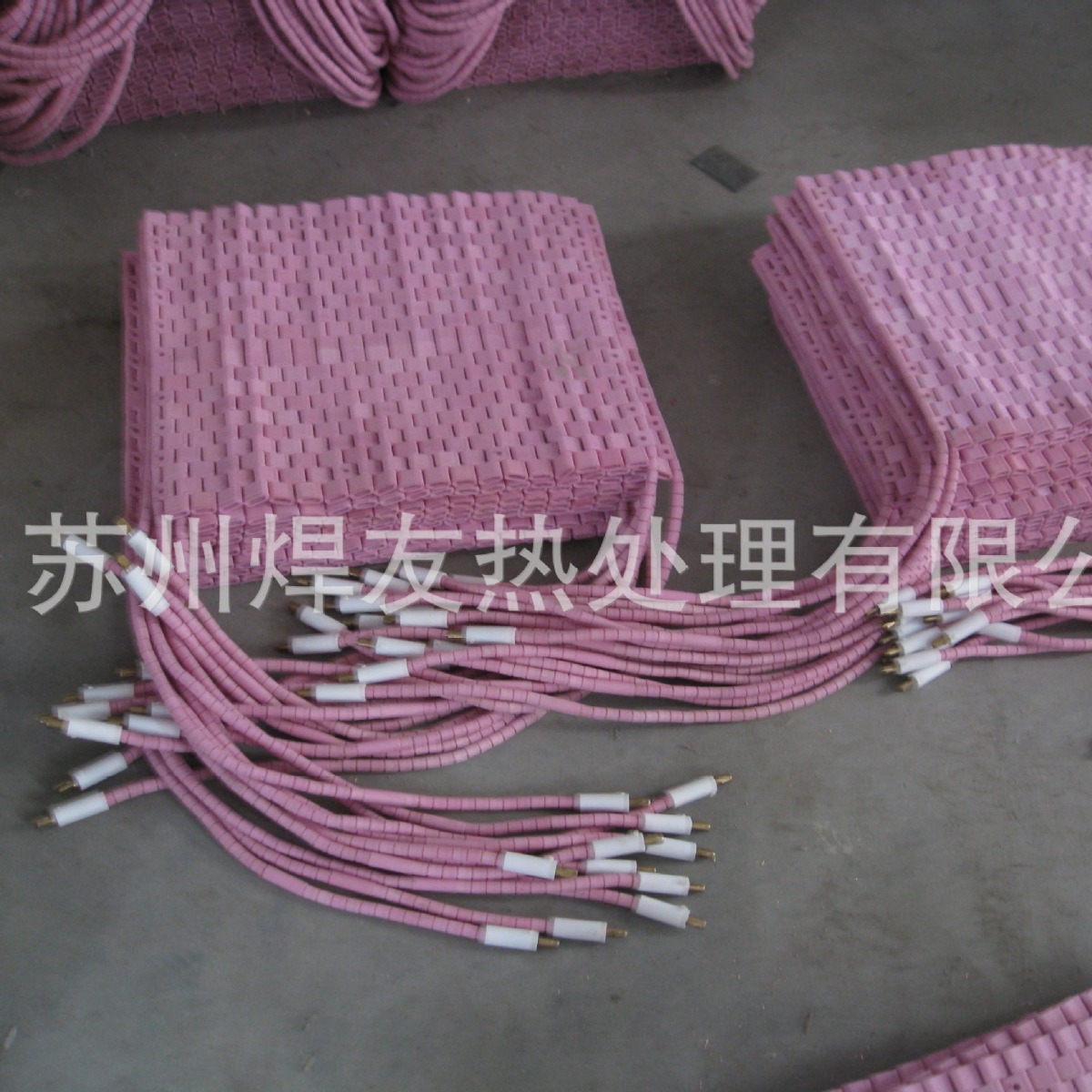 批发供应各种规格焊缝电加热器 热处理履带式陶瓷电加热片