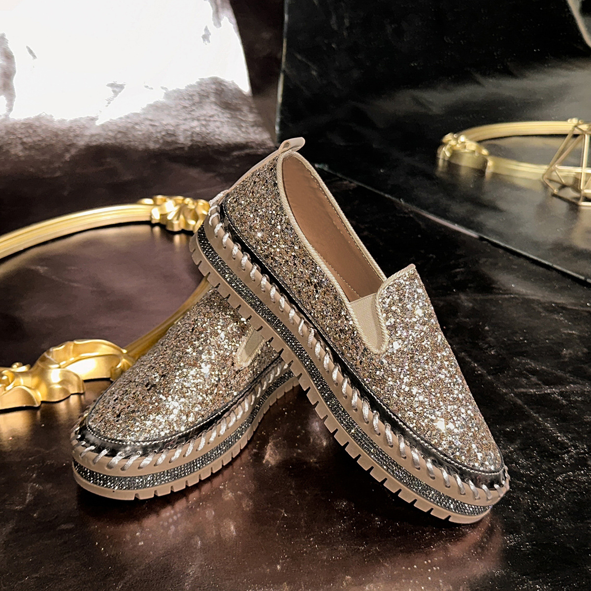 Women's plus Size Slip-On Loafers Flat Shoes Casual Spring Platform Flats_vogvips.com