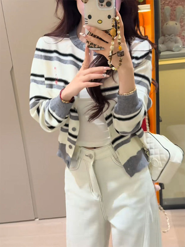 韩系圆领长袖针织开衫女早秋新款单排扣小狗刺绣条纹百搭短款上衣|undefined