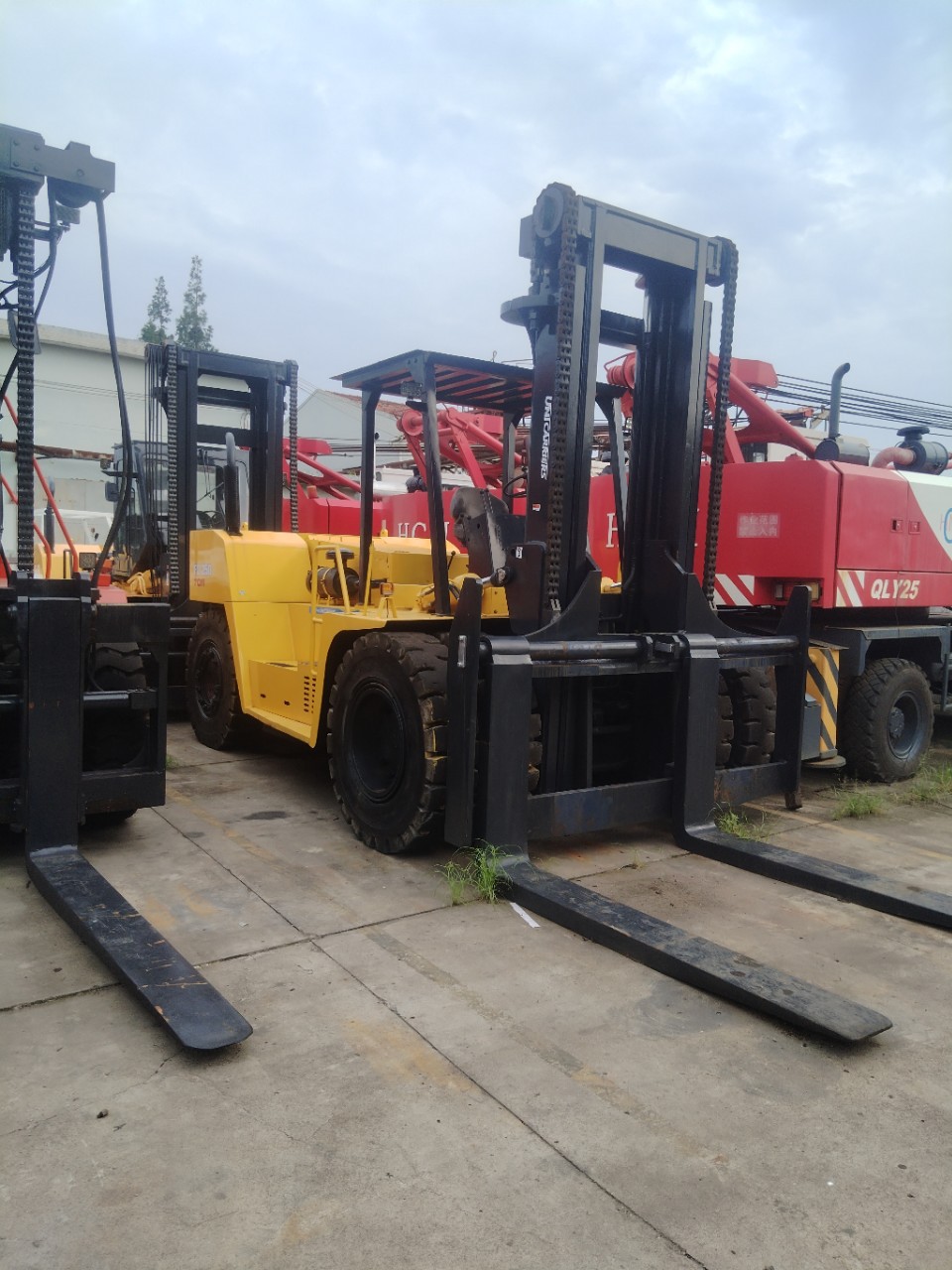 TCM25吨叉车 柴油叉车,升高3米,4米柴油动力