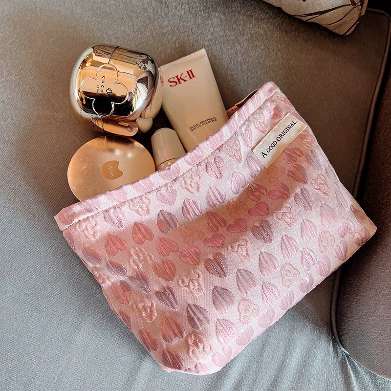 Capacious cosmetic bag, three‑dimensional travel organizer with zipper, stylish printed patterns