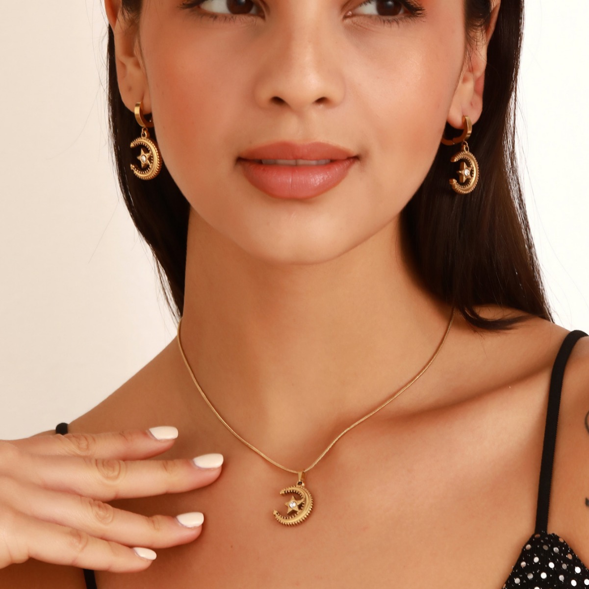Titanium Steel Elegant Lady Inlay Star Moon Zircon Earrings Necklace Jewelry Set display picture 2