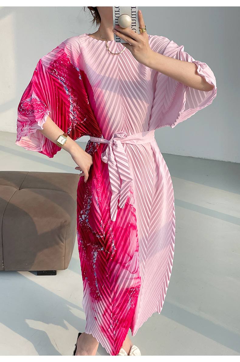 Váy maxi xếp ly in họa tiết cao cấp, chít eo thon gọn, phong cách thanh lịch — Màu xanh lam chi tiết 18
