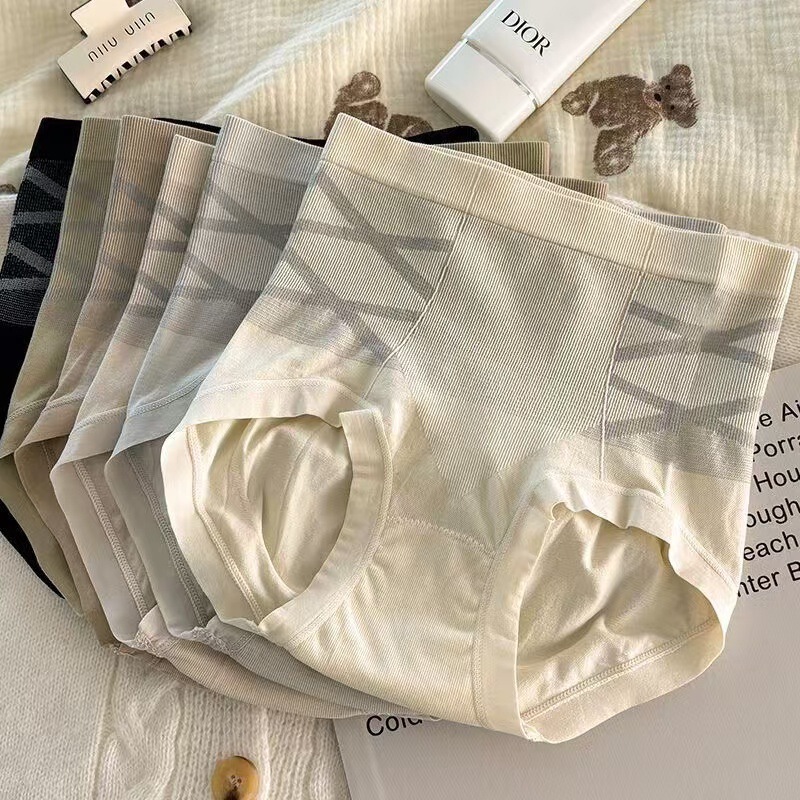 新商品の高腰シームレス黒包帯は腹を収めてお尻の女性の下着を持ちます。|undefined