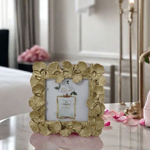 Nordic resin photo frame ginkgo leaf gold living room exhibition hall creative photo frame table soft decoration home furnishings