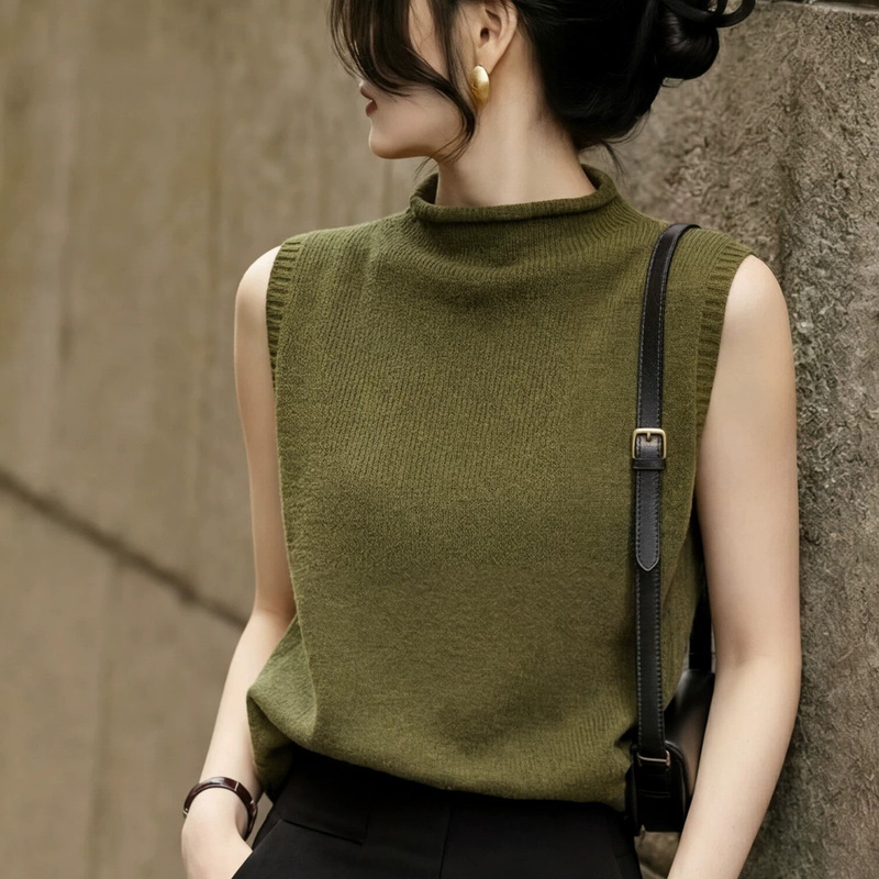 Beautifully Designed 2026 New Women's Summer Olive Green Knitted Half-High Collar Sleeveless T-Shirt, Loose and Slimming Top Beautifully Designed 2026 New Women's Summer Olive Green Knitted Half-High Collar Sleeveless T-Shirt, Loose and Slimming Top