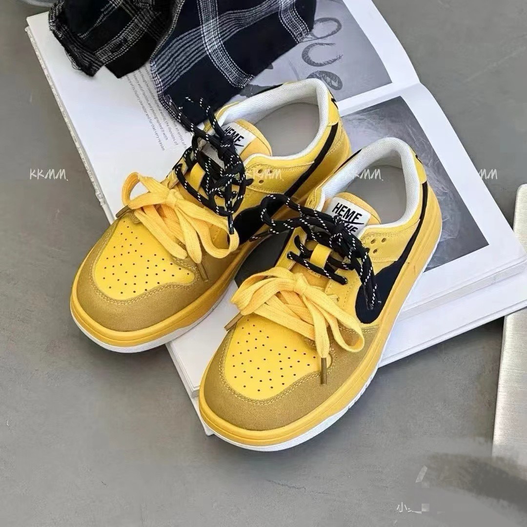 2025 Spring New Popular High-End Comfortable Thick-Soled White Sneakers For Women, Height-Increasing Platform Versatile_voghion.com