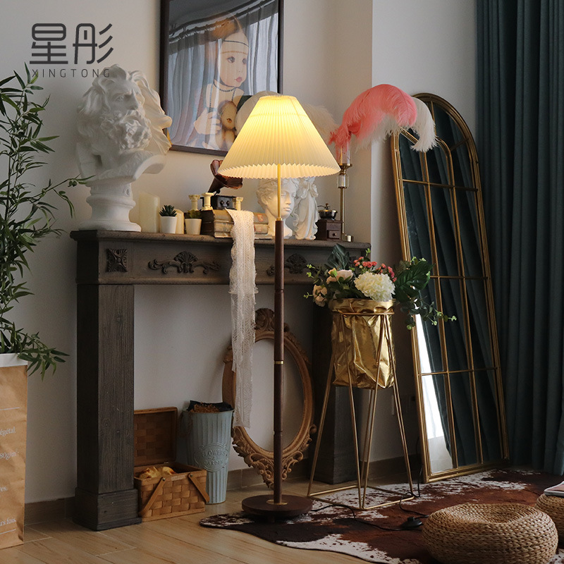 Cross-Border Living Room Floor Lamp Walnut Floor Lamp American Retro Brass Study Ins Decoration Burmese Teak Lamp