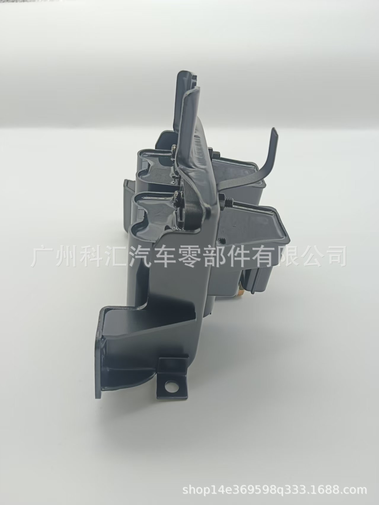 Cross-border factory price ignition coil UF258 88921326 BPE81810X BPE81810XA Mazda