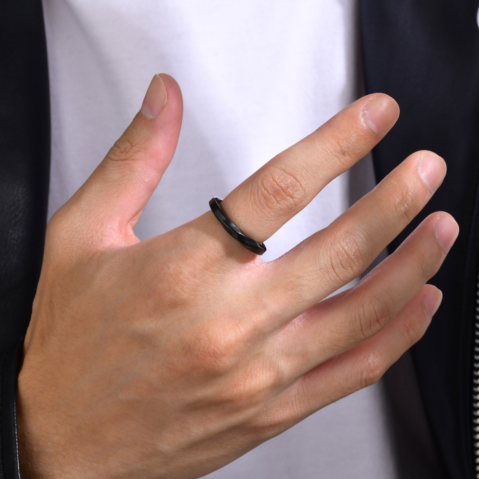 All Seasons Season Basic Vintage Style Solid Color Mobius Strip 304 Stainless Steel Plating Men's Rings Men Band Rings