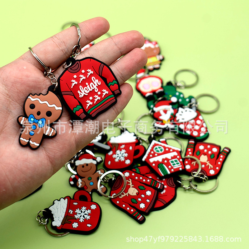 Cartoon Christmas Pvc Keychain Soft Rubber Key Ring Buckle Car Key Buckle Backpack Pendant Cheap Small Pendant
