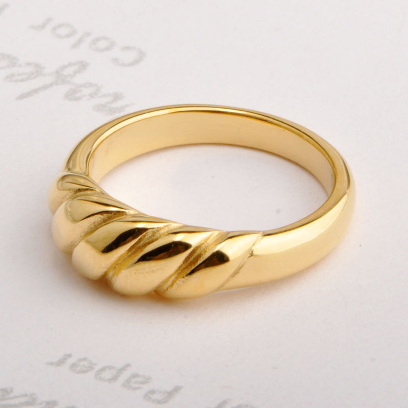 Waves Pattern Women'S Gender PVD Coated Real Gold Plated Waves Stainless Steel Simple Style Waterproof Non Tarnish Rings