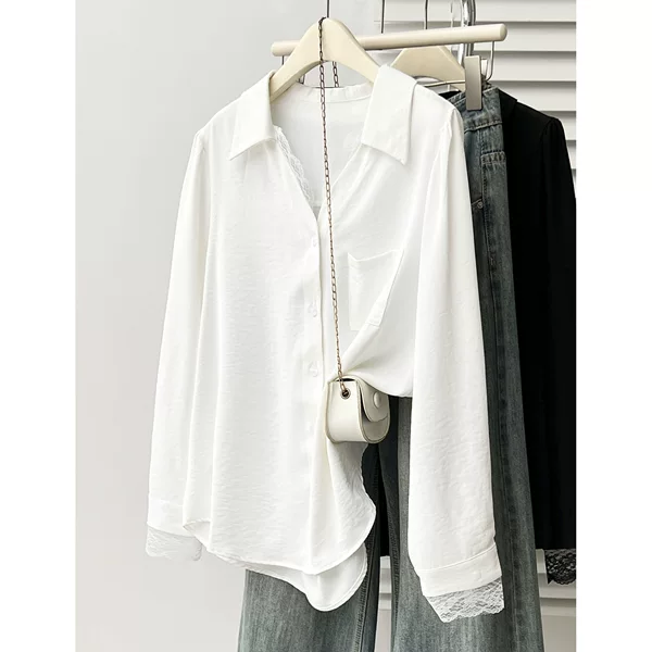 Plus-size women's autumn blouse with a stylish Korean design, featuring lace patchwork and long sleeves