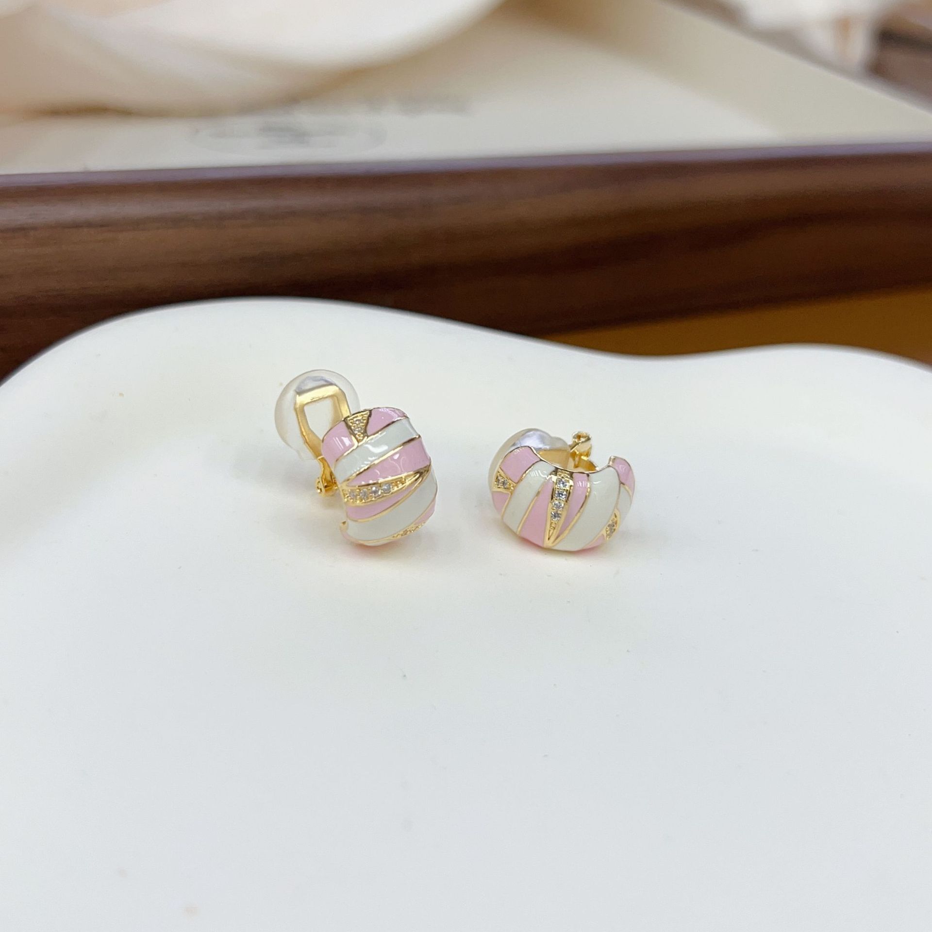 Fuchsia ear clips