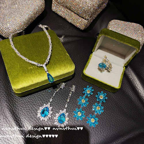 Brilliant luminous aquamarine water drop gemstone necklace 18K gold plated snowflake micro-paved zirconium bamboo star river necklace love