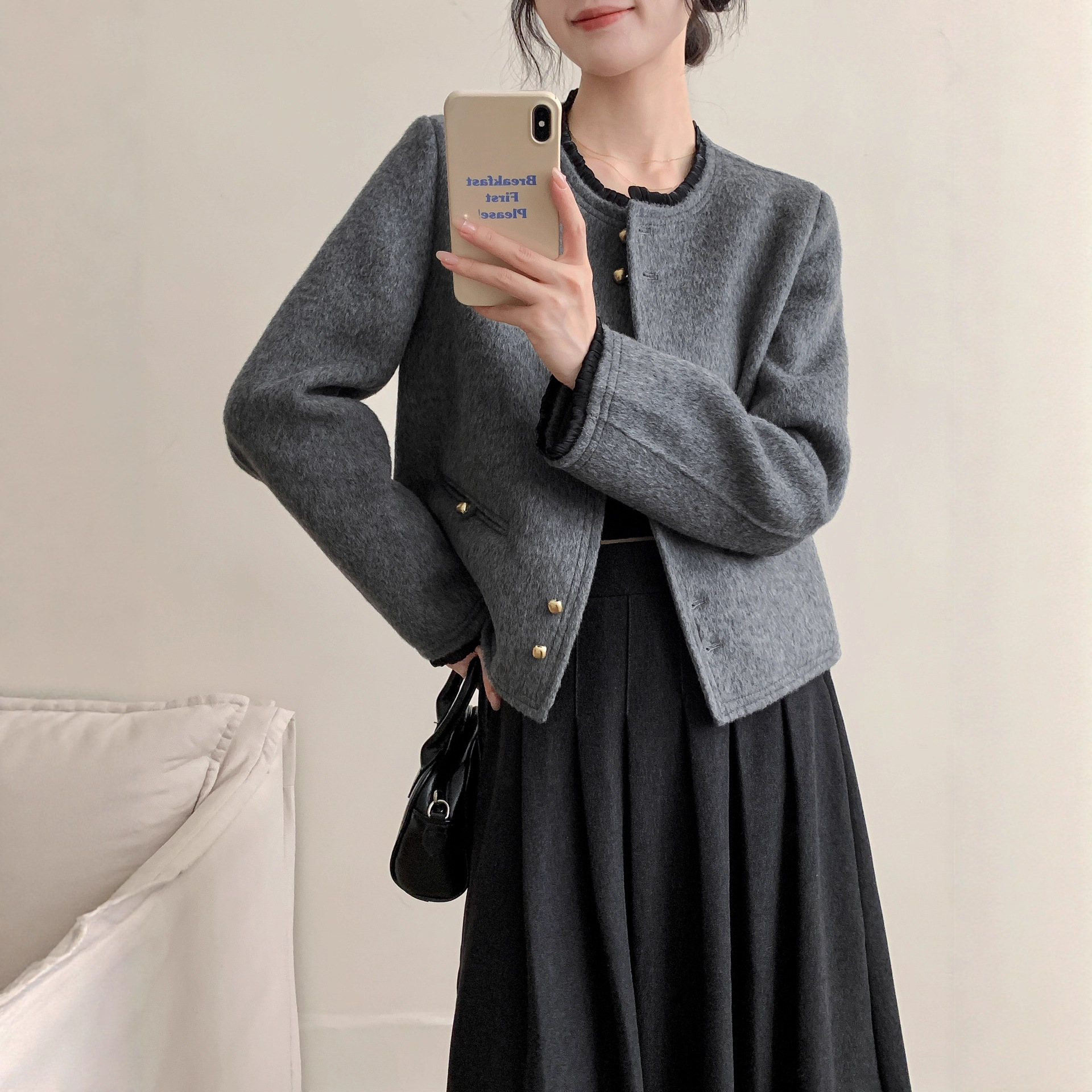 韩国ins2025秋装新品法式小香风简约通勤百搭单排扣羊毛呢短外套