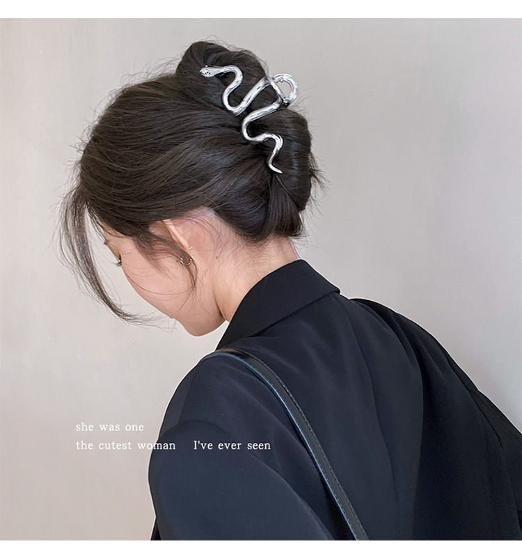 30g Weight Hair Claws Hair Accessories Type 1 Piece Quantity Daily, Street Occasion Alloy Material Geometric Pattern Women's Gender Plating Design IG Style Style Women's Ig Style Geometric Alloy Plating Hair Claws 8