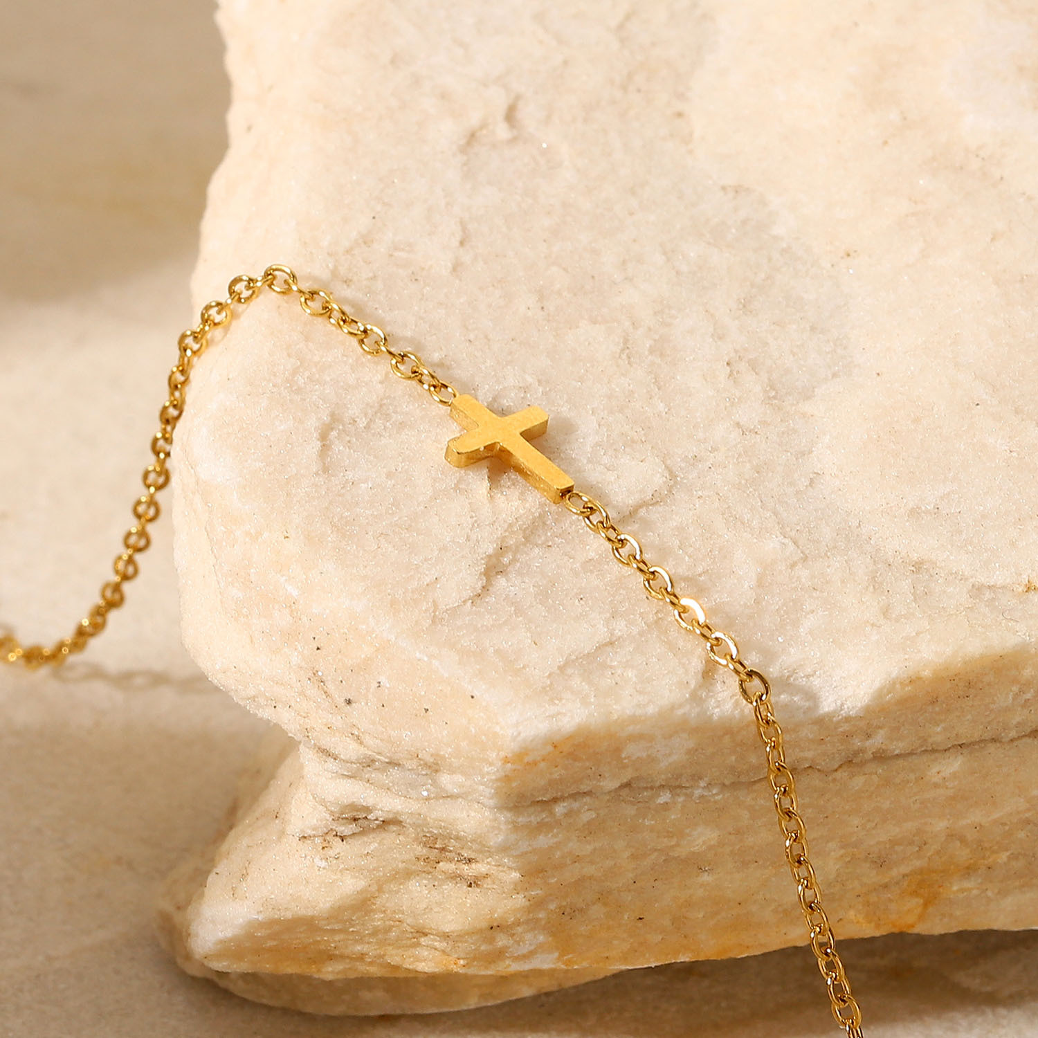 Retro Style 18K Gold Plated Cross Stainless Steel Bracelet