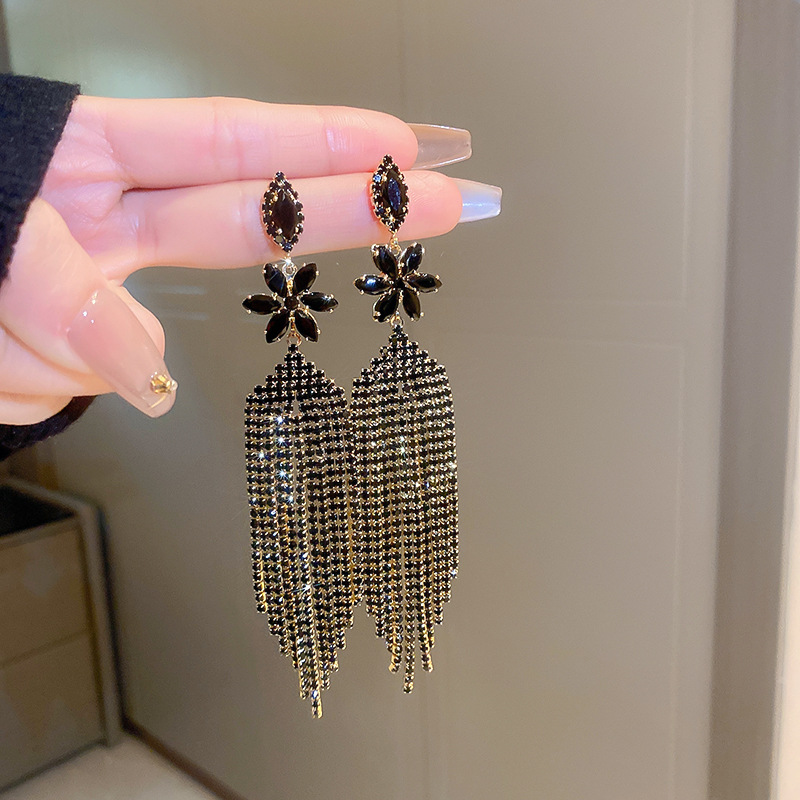 Fashion Tassel Copper Inlay Rhinestones Drop Earrings 1 Pair