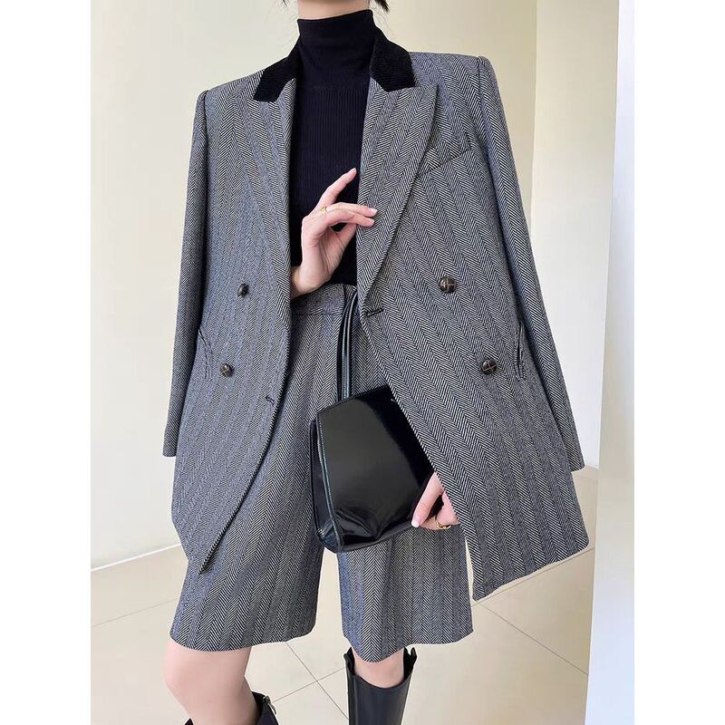 2025 New Cool Style Women's Blazer Retro Black and White Herringbone Wool High-End Five-Point Pants Suit