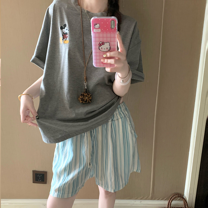 Dibujos animados Hellokitty pijamas estampados mujer 2025 nuevo verano algodón de manga corta pantalones cortos traje de servicio a domicilio