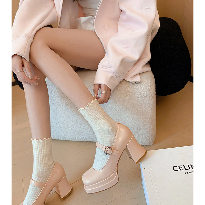 Giày cao gót Mary Jane đế xuồng mũi vuông phong cách cổ điển — Trần truồng hồng, màu đen, màu đỏ