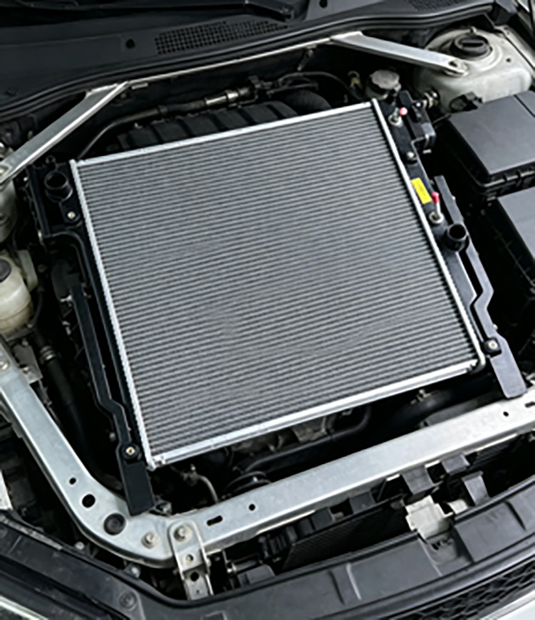 Cooling System Automotive Radiator High Quality 16400-25260 Radiator Assembly Wholesale Suitable for Toyota