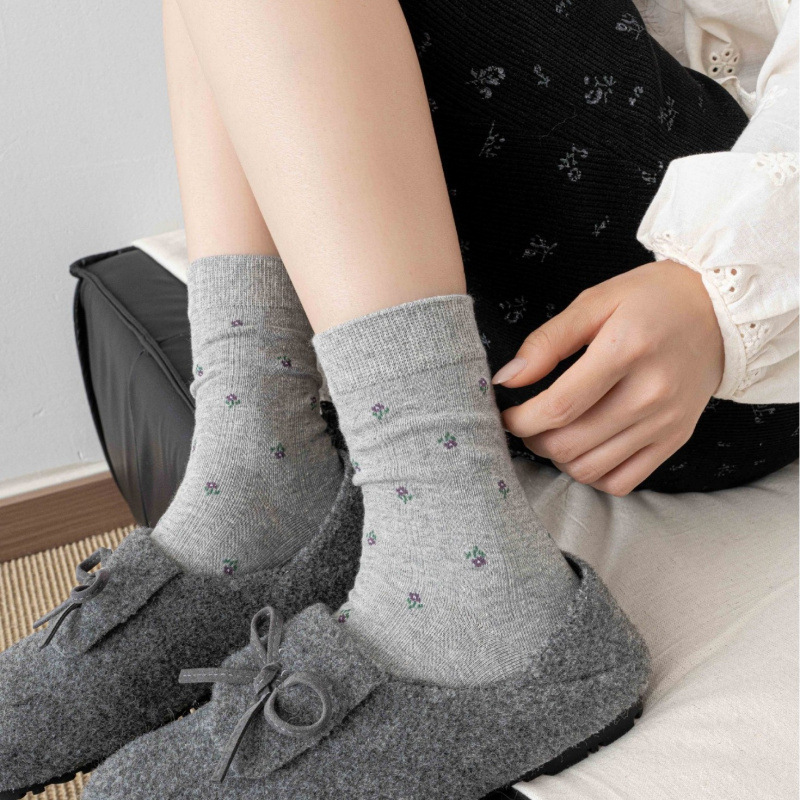 Autumn Gentle Small Floral Socks for Women Ins Trendy Cotton Mid-Calf Socks Miu Style Cool Style Boneless Versatile Pile Socks