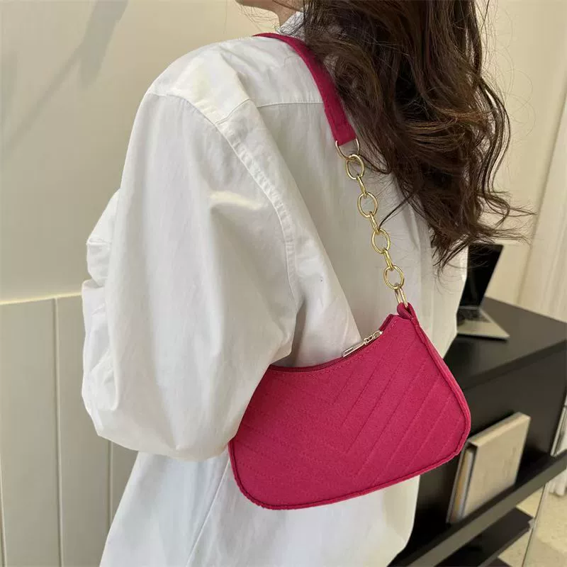 Сумка- Underarm Shoulder Bag, женский западный стиль, стеганая ткань с шармом-пом-пом