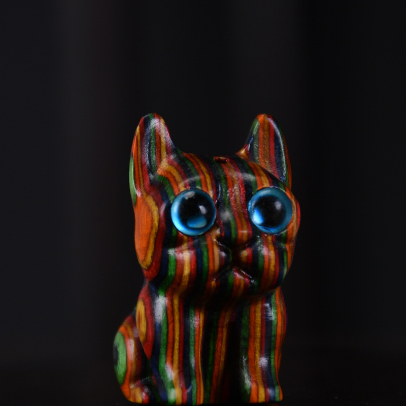 虹の木の彫刻のかわいい猫の手の件の虹の首をかしげる子猫のミニのデスクトップの置物の工芸品の家庭のアイデア|undefined