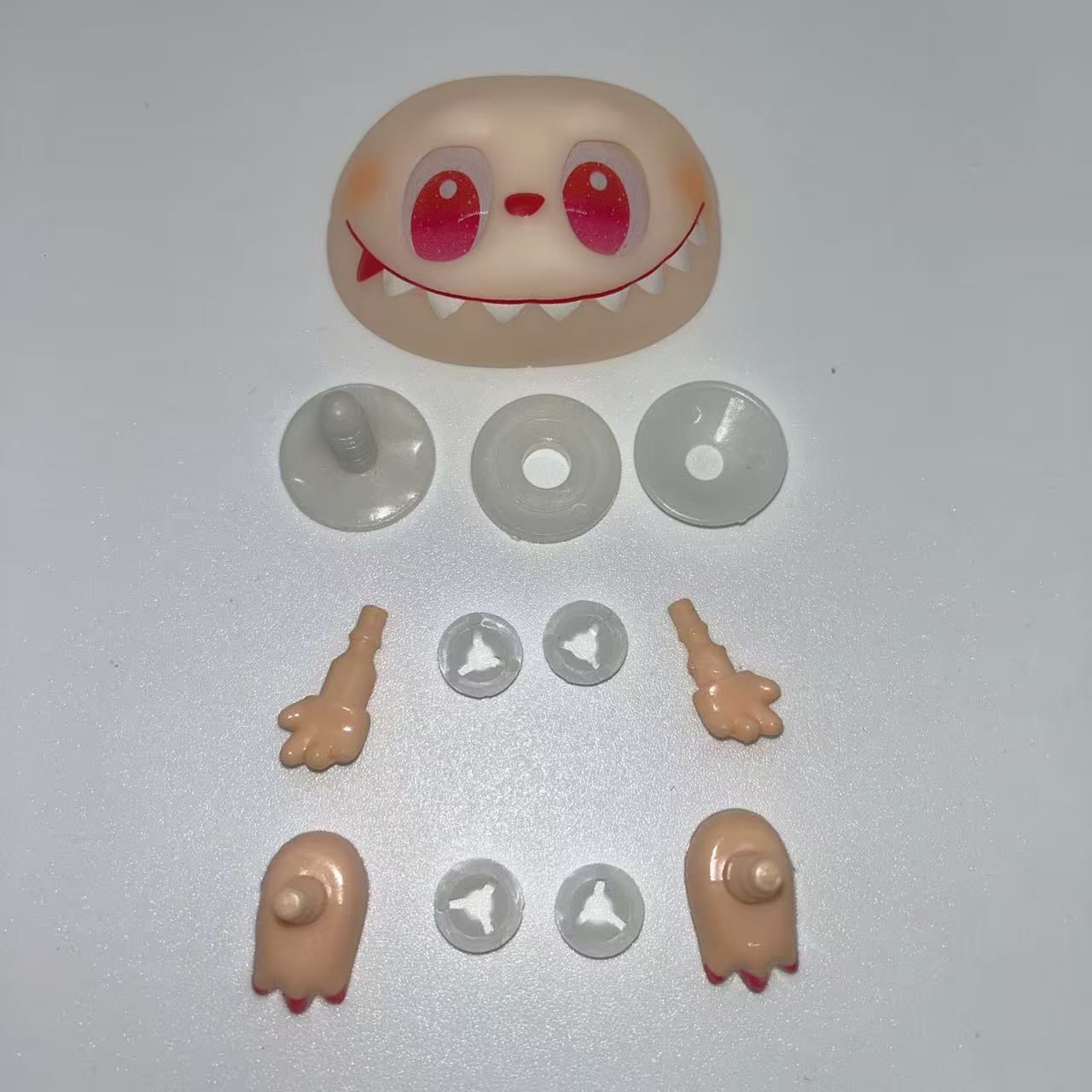 3세대 - 사랑 - 레드 세트 (얼굴, 손, 발 연결 부품 및 클립 포함)