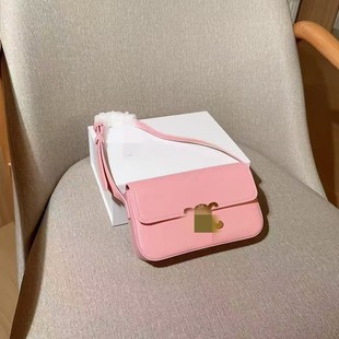 ����Ҹ�¿羳Ů����������ɫ������б��μ�����С�����ٴ��p��