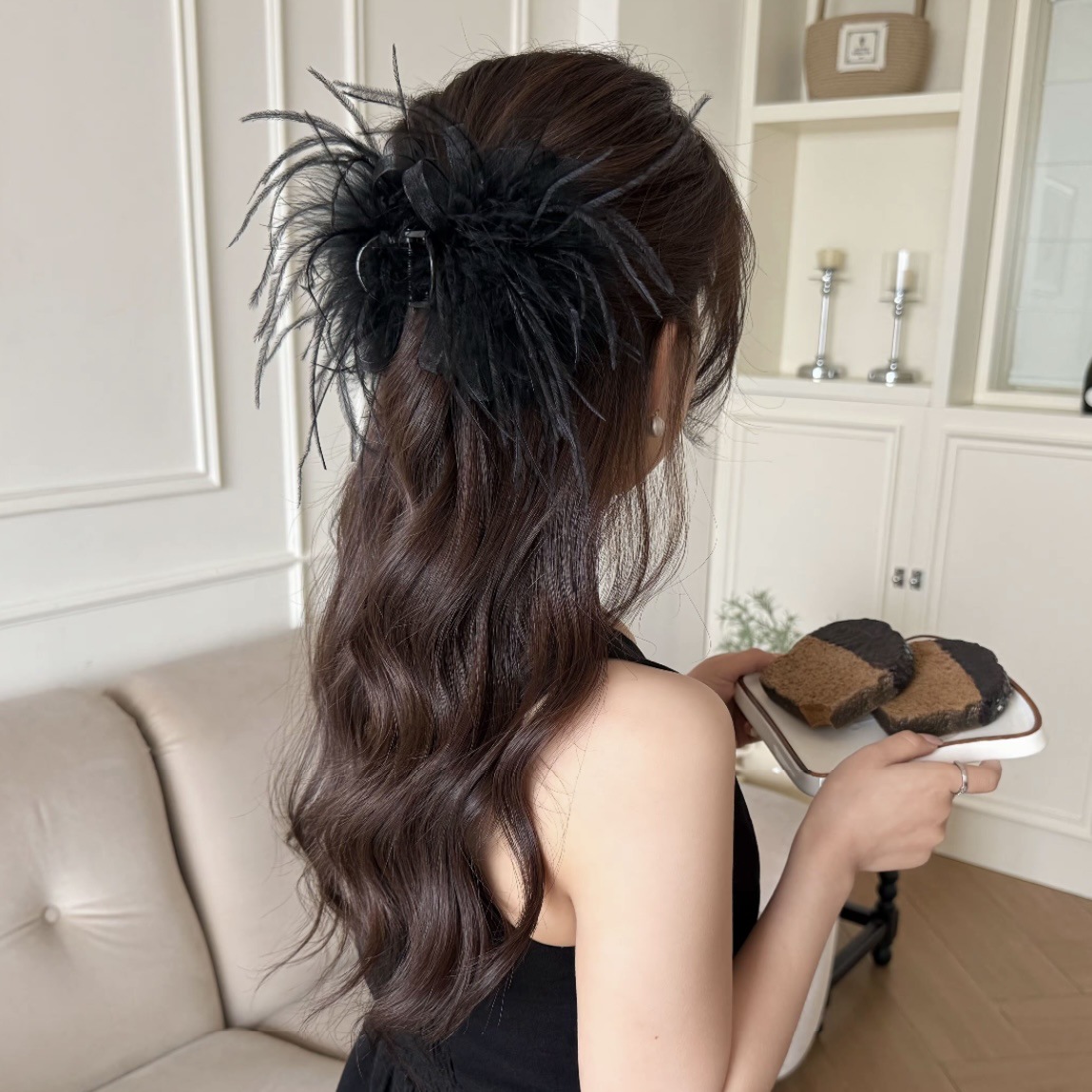 Ostrich Feather 8cm Webbing Knot Clip Black (Giant Long and Thick Fine Feathers)