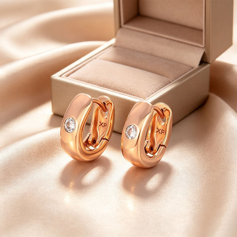Pendientes de Aro con Zirconia de Aleación de Cobre Bañado en Oro de 18K