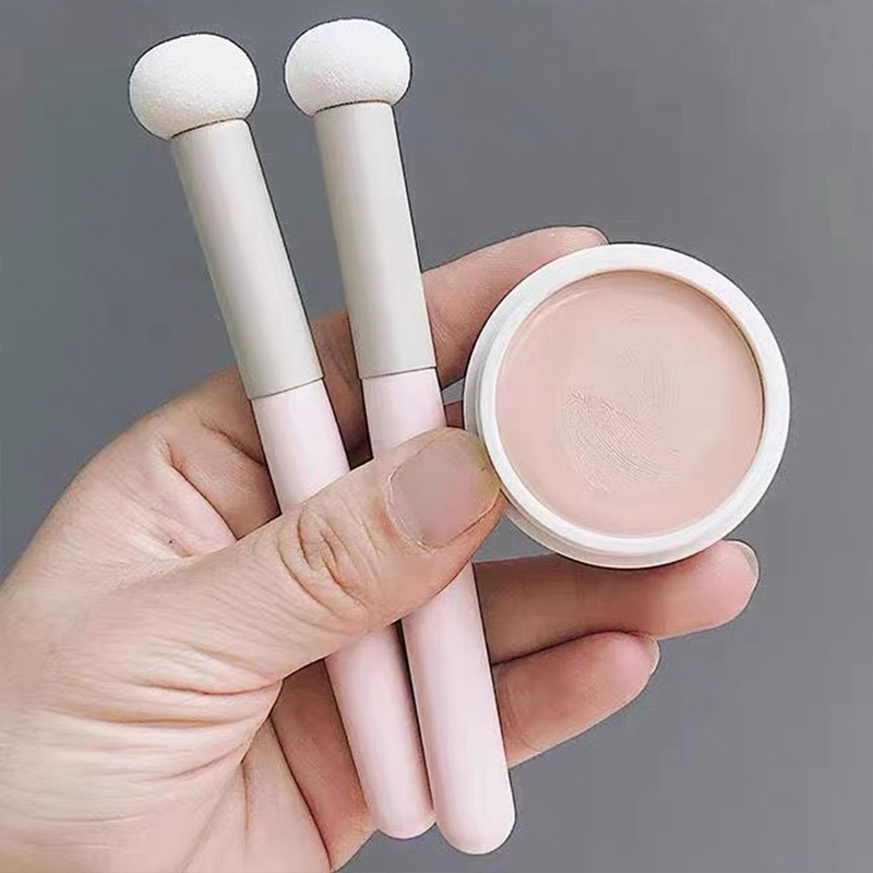It’S Better Than a Concealer Brush! Small Steamed Bun Mushroom Head Sponge Head Precise and Natural Fit Without Brush Marks Round Head Concealer Brush It’S Better Than a Concealer Brush! Small Steamed Bun Mushroom Head Sponge Head Precise and Natural Fit Without Brush Marks Round Head Concealer Brush