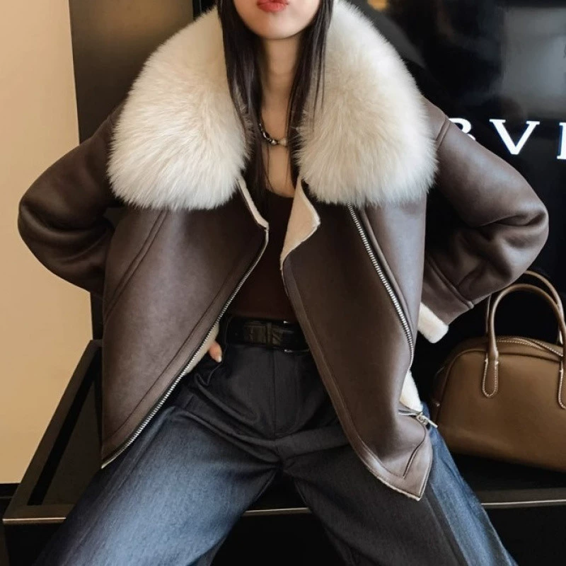 Темперамент имитация овечьего меха шерстяная куртка женская короткая зимняя 2025 новая мода экологически чистый шерстяной воротник меха