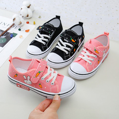 New baby low-top sneakers, solid soft-soled breathable canvas shoes, spring and summer cute cartoon student shoes for boys and girls