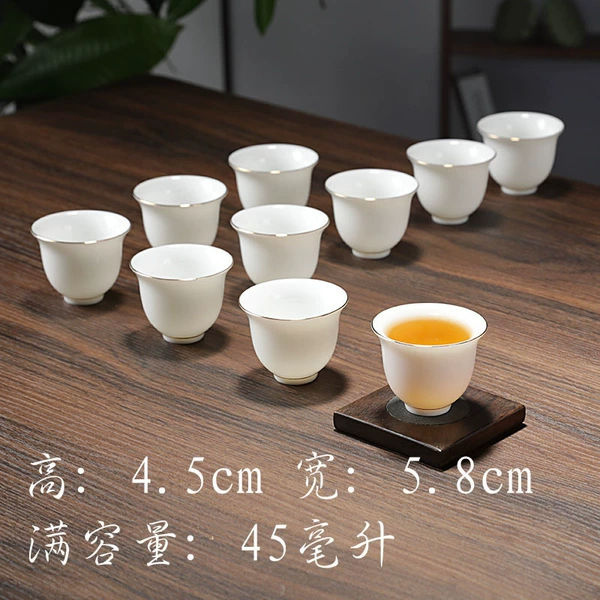 10 gold-rimmed flower cups