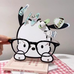 可爱吉伊小八メガネ棚立牌高颜値眼展示棚装飾アニメメガネデスクトップ置物