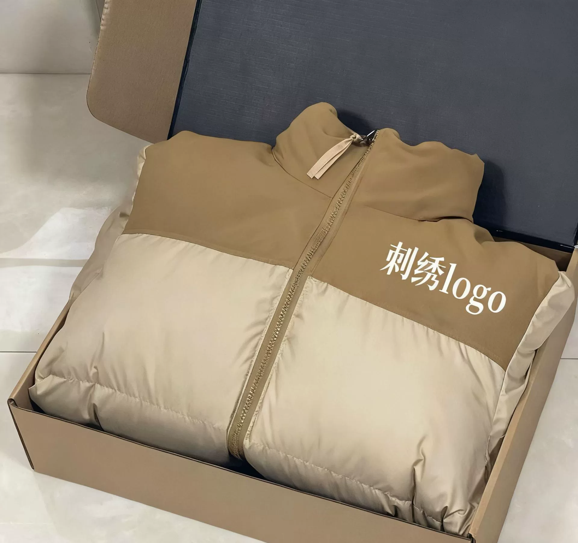 Fashionable windproof velvet keep warm down jacket for beloved, duck down