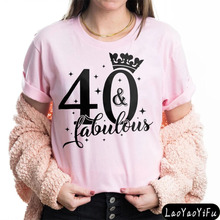 ���羳�W�a��40 and Fabulous Crown Design Women T-Shirt Fashi