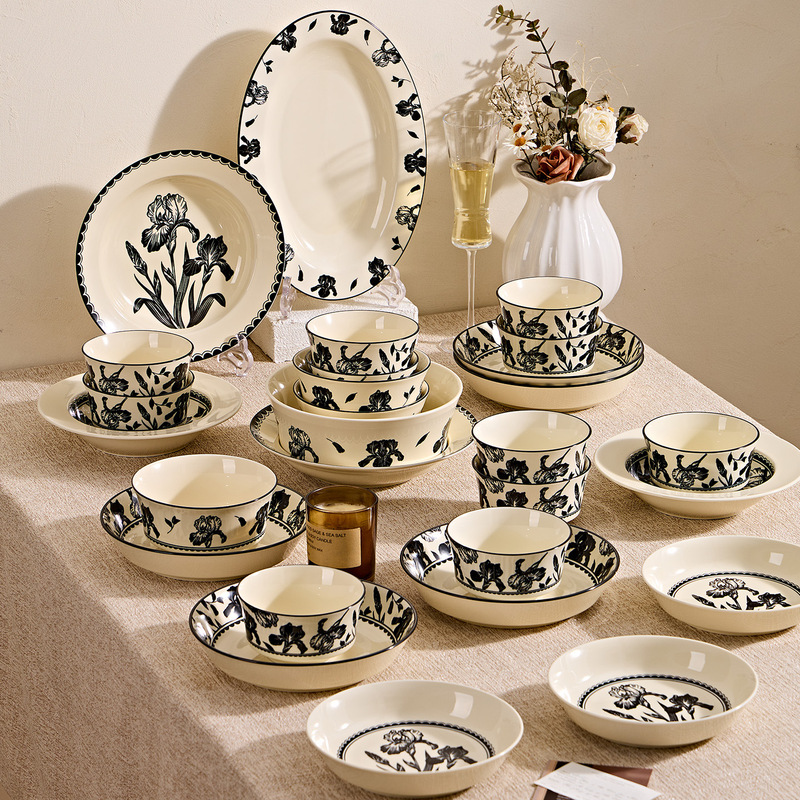 French-Style Vintage Ceramic Tableware with Underglaze Color, High Aesthetic Floral Bowl and Plate Set for Home Use