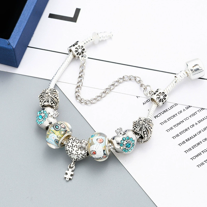 Beaded bracelet heart shaped, accessory, DIY, style, (Physicals)