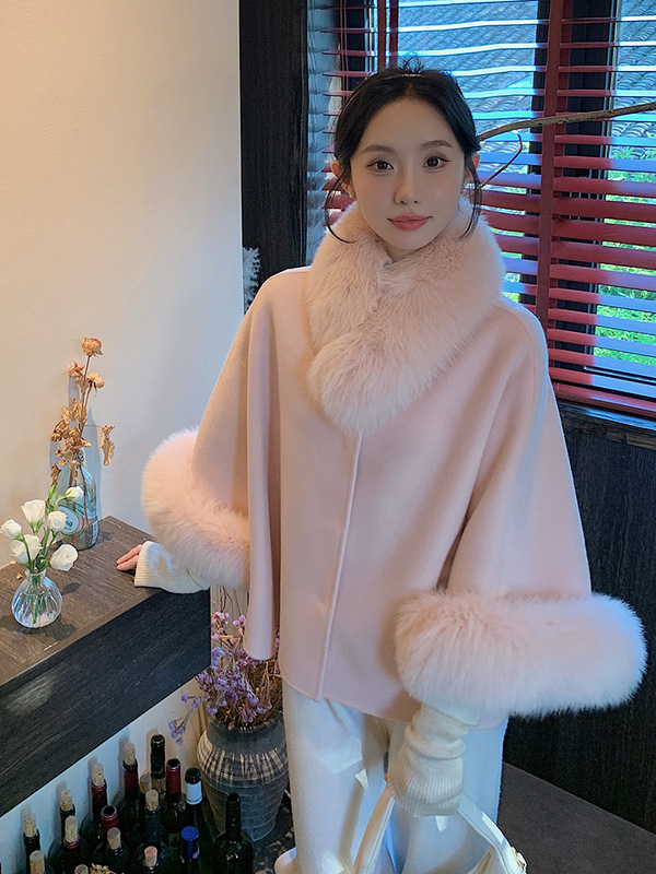 贵贵小富婆2025狐狸毛领秋冬羊毛呢子斗篷新款外套女双面羊绒大衣|undefined